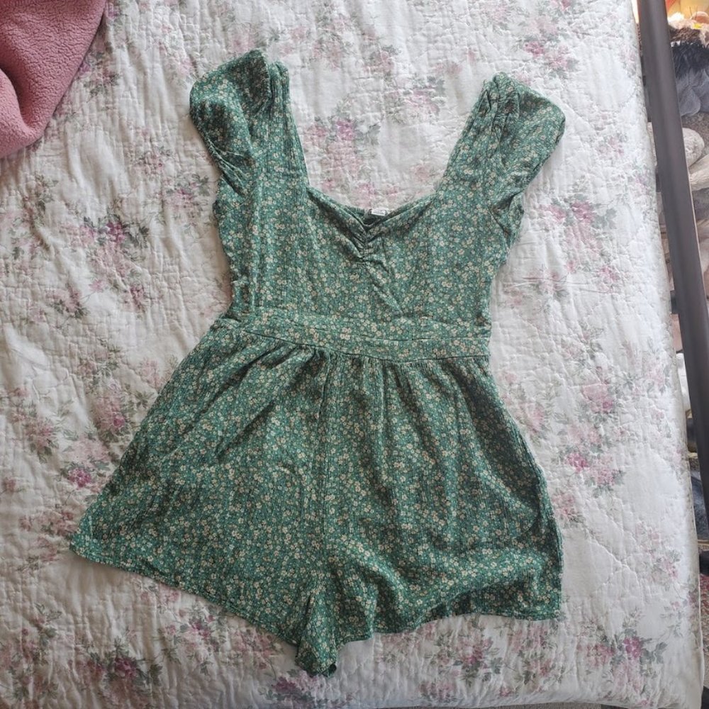American Eagle Floral Romper